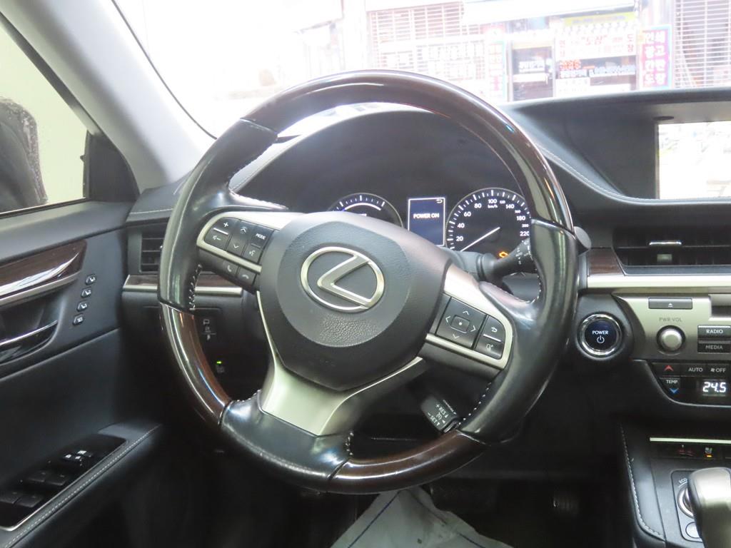 Lexus ES 2018 Gris - Importación desde Corea - HF Imports Iquique - Foto 18