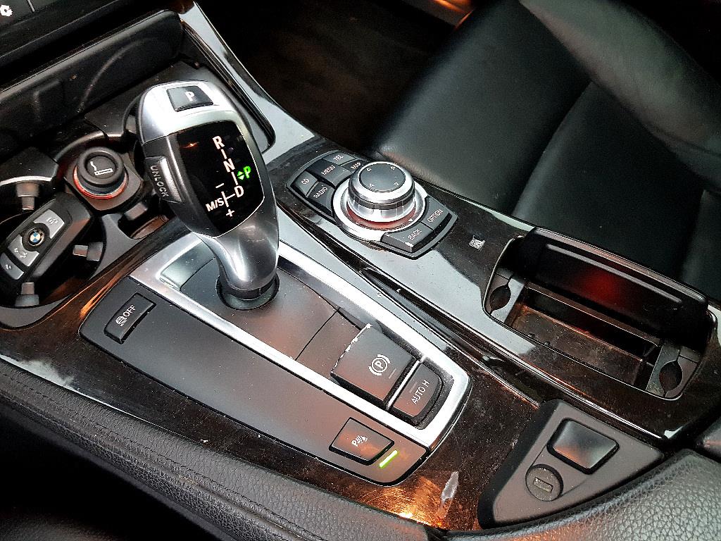 BMW 5 Series 2010 Plateado - Importación desde Corea - HF Imports Iquique - Foto 13