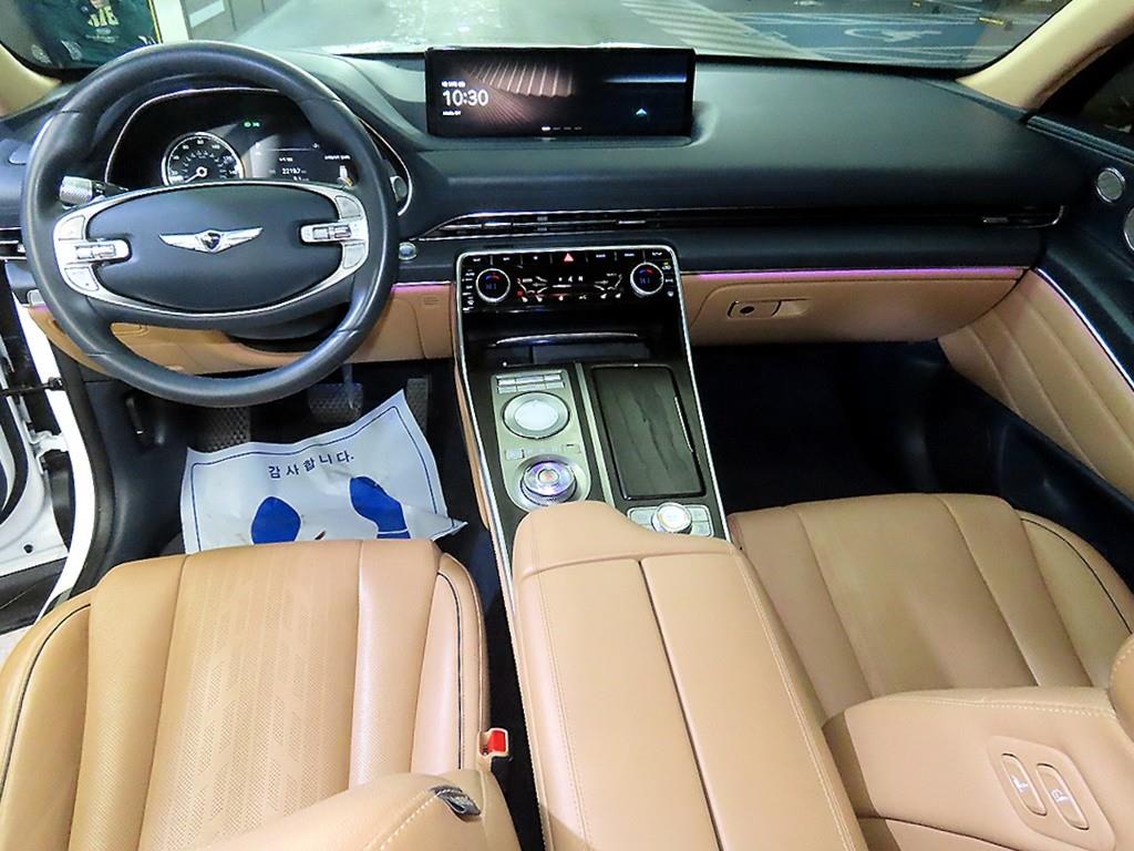 Genesis GV80 - Vista 10