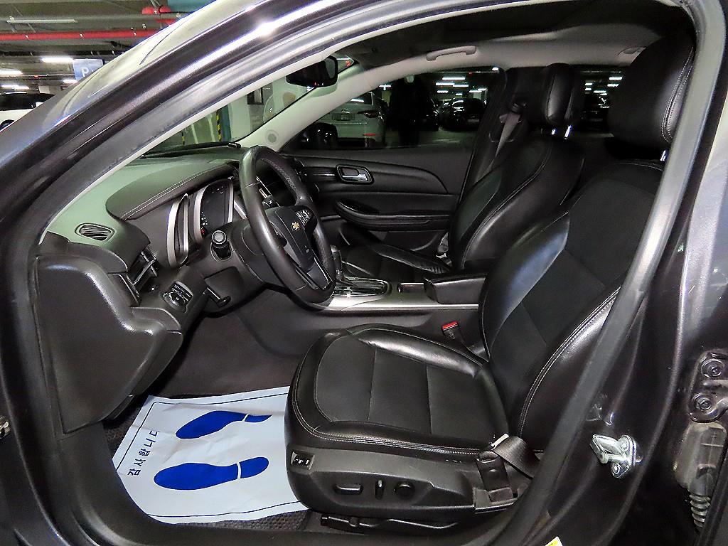 Chevrolet Malibu - Vista 6