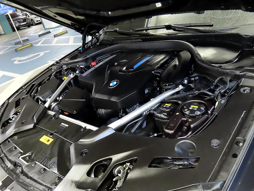 BMW 5 Series 2021 Negro - Importación desde Corea - HF Imports Iquique - Foto 19