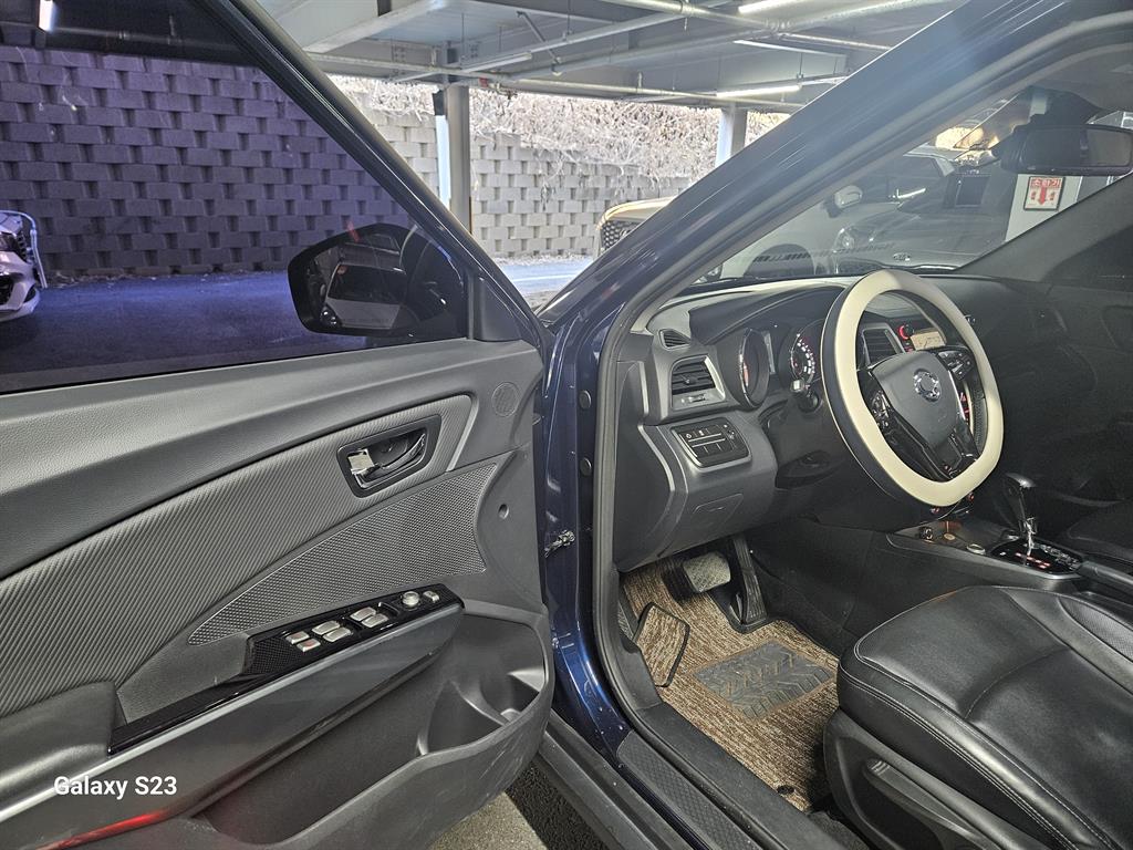 Ssangyong Tivoli 2018 Azul - Importación desde Corea - HF Imports Iquique - Foto 19