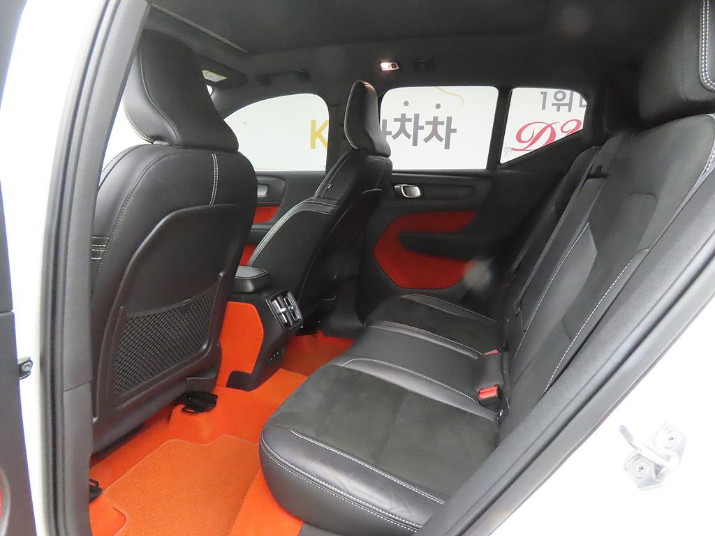 Volvo XC40 - Vista 6