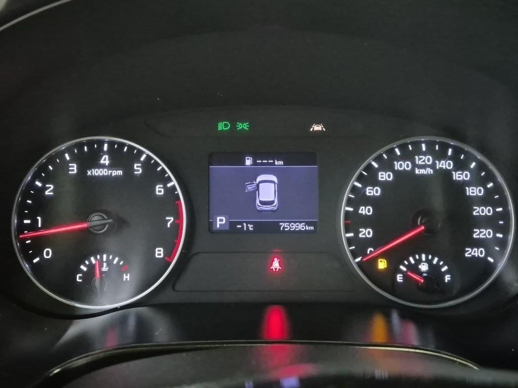 KIA Seltos - Vista 6