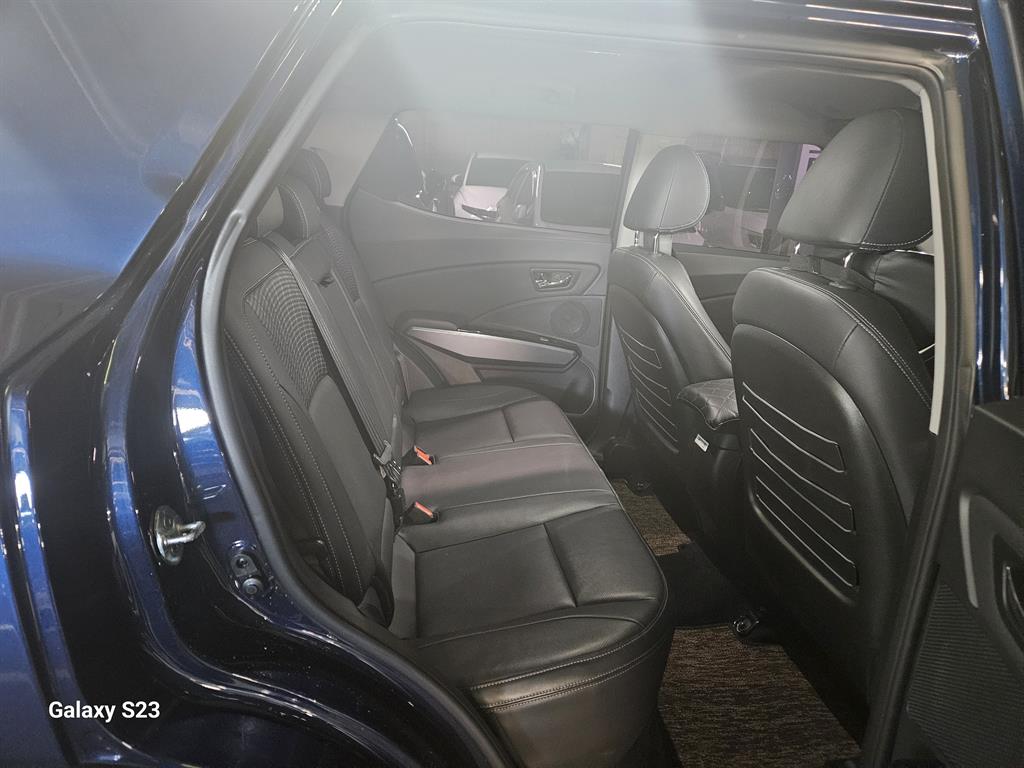 Ssangyong Tivoli - Vista 8