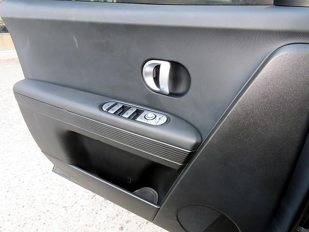 HYUNDAI Ioniq 5 - Vista 12