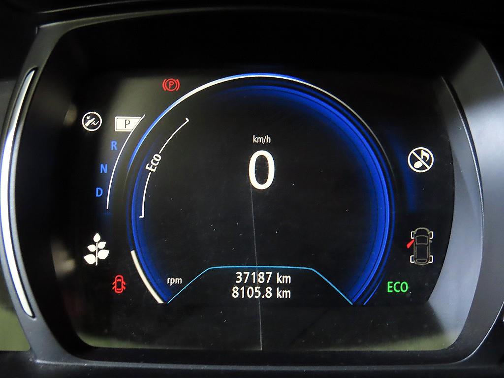 SAMSUNG QM6 - Vista 9