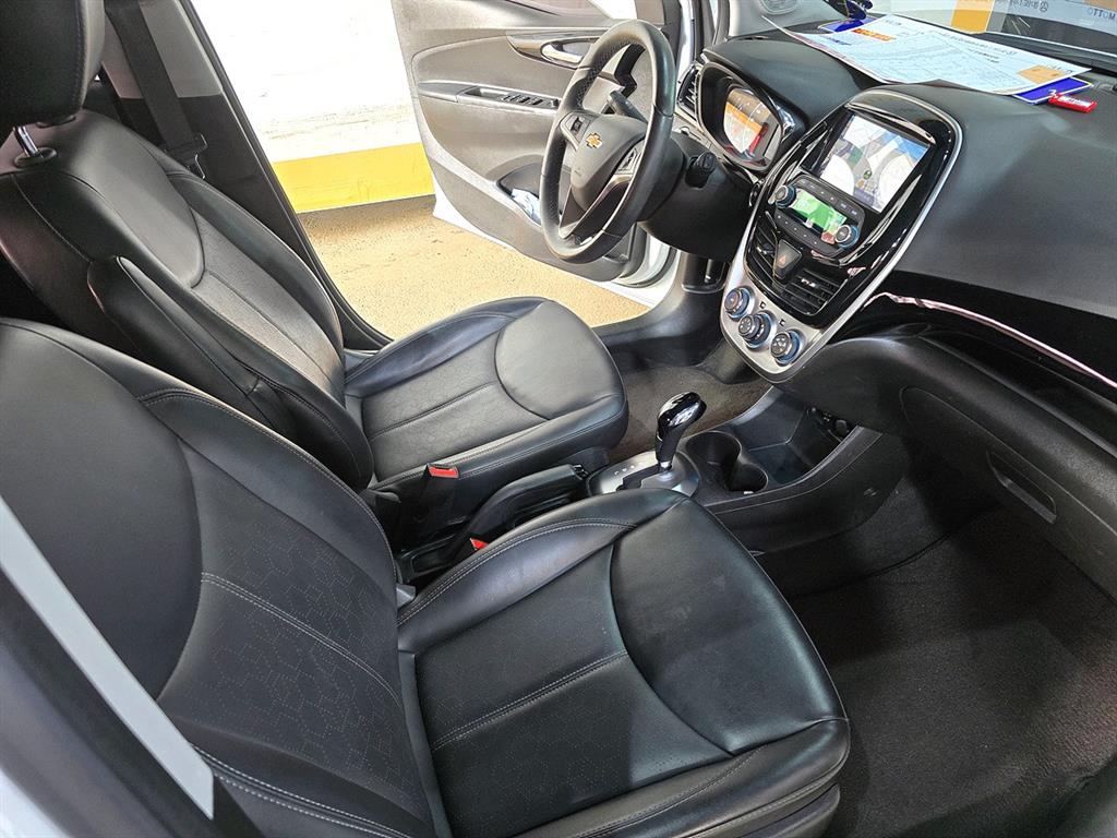 Chevrolet Spark 2017 Blanco - Importación desde Corea - HF Imports Iquique - Foto 17