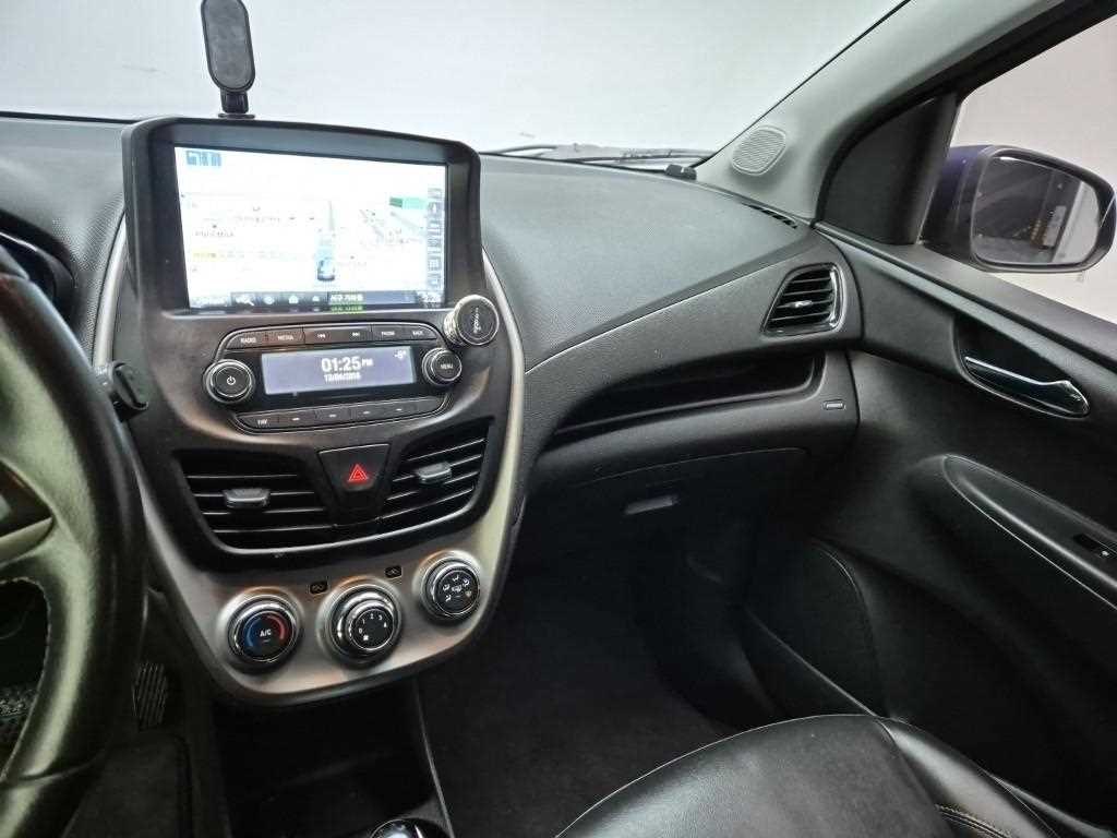 Chevrolet Spark - Vista 10