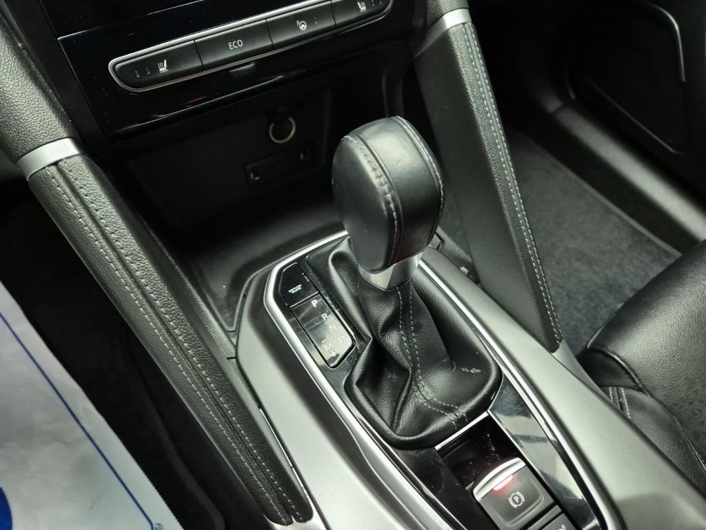 SAMSUNG QM6 - Vista 10