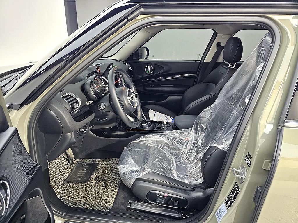 Mini Clubman - Vista 8