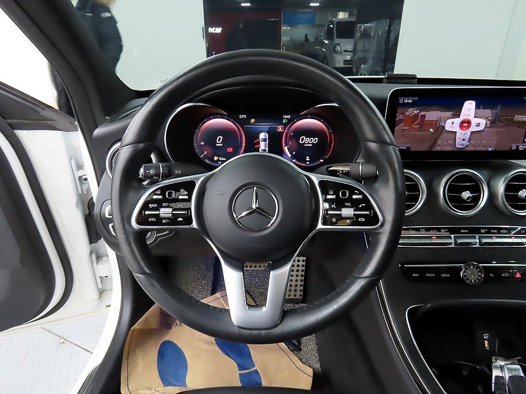 Mercedes Benz C Class - Vista 9