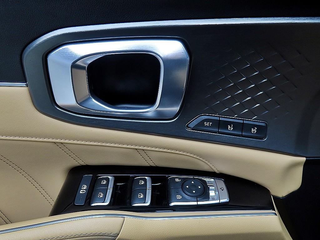 KIA Sorento - Vista 11