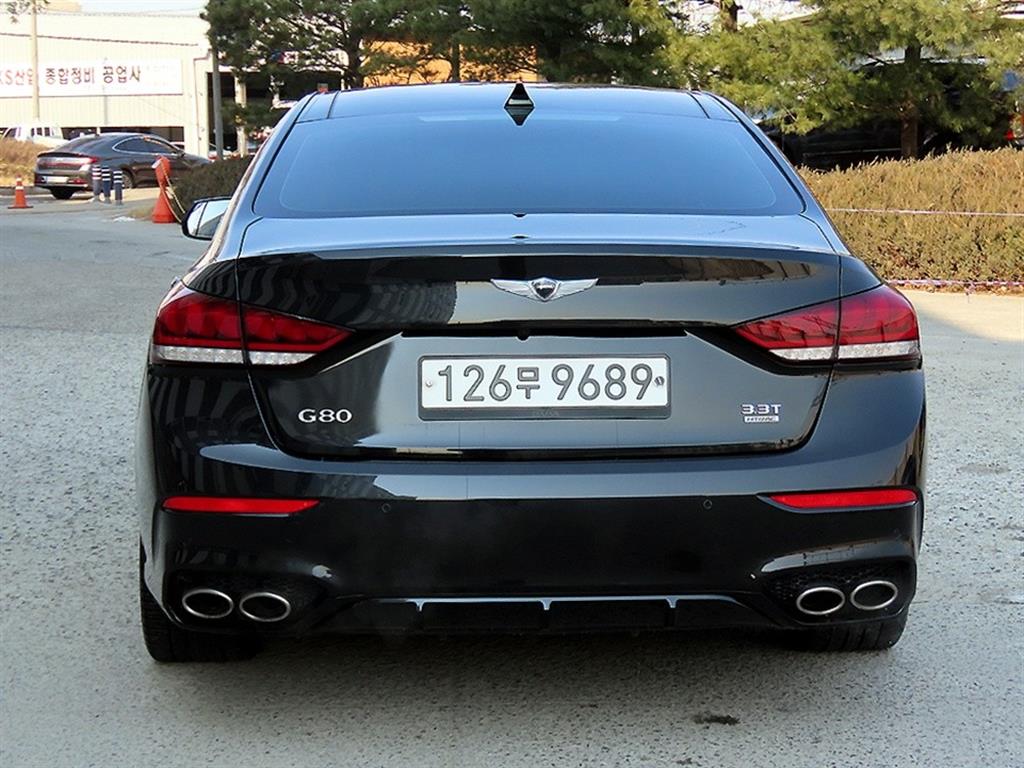 Genesis G80 - Vista 4