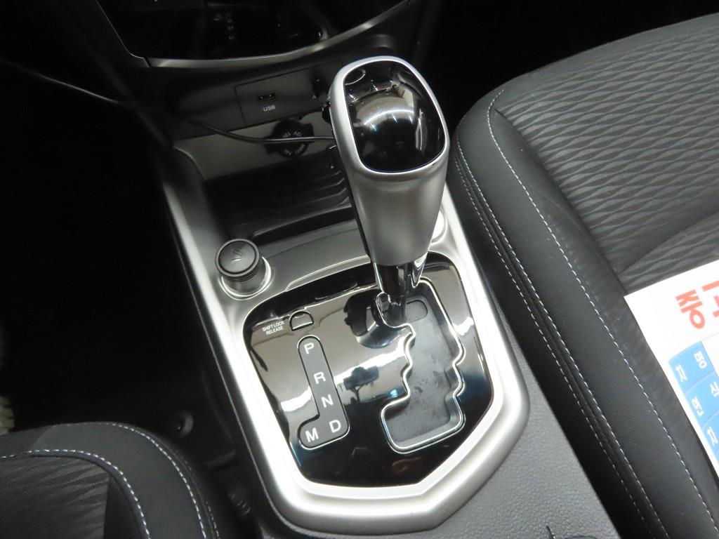 Ssangyong Tivoli 2015 - Importación desde Corea - HF Imports Iquique - Foto 13