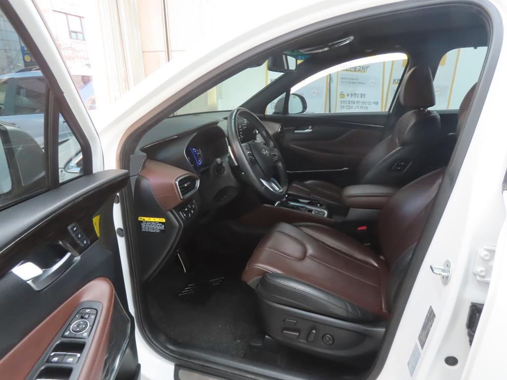 HYUNDAI Santa Fe - Vista 5