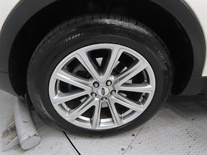 Ford Explorer - Vista 10