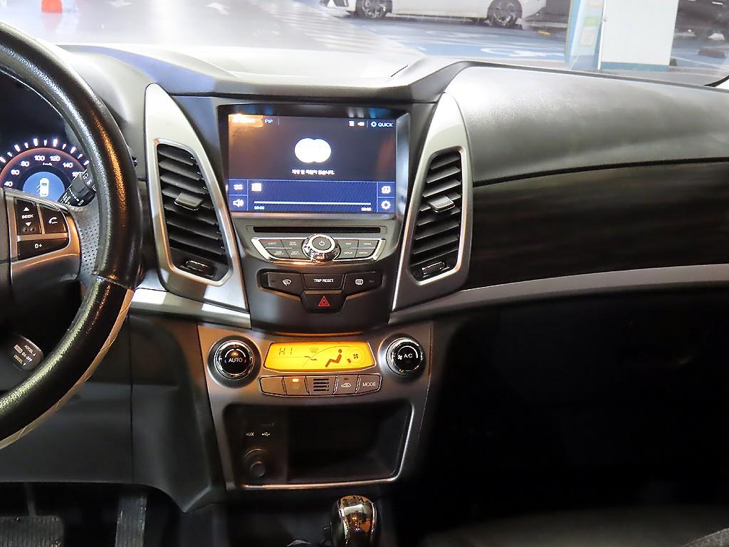 Ssangyong Korando - Vista 11