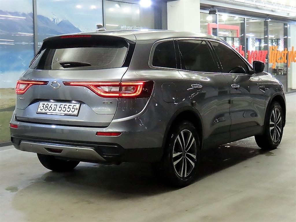 SAMSUNG QM6 - Vista 4