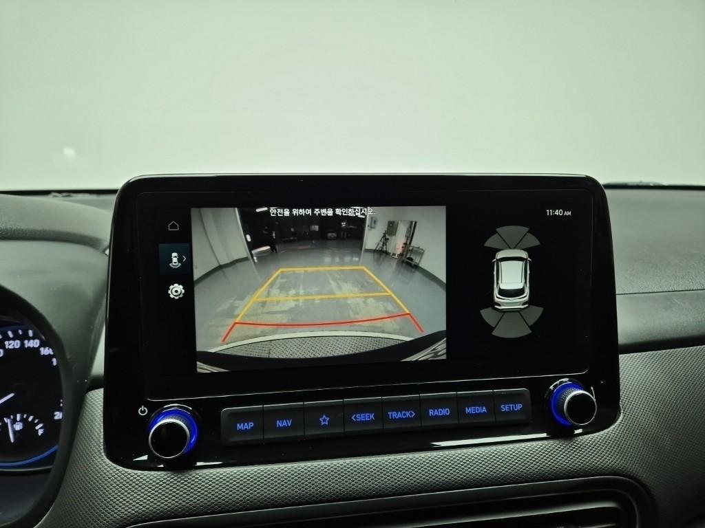 HYUNDAI Kona - Vista 11