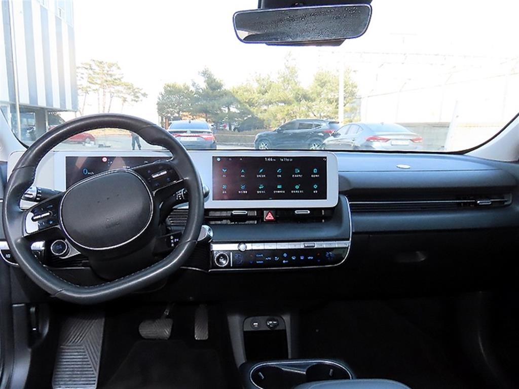 HYUNDAI Ioniq 5 - Vista 7