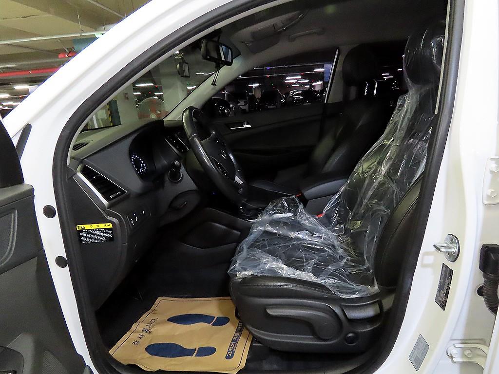 HYUNDAI Tucson - Vista 6