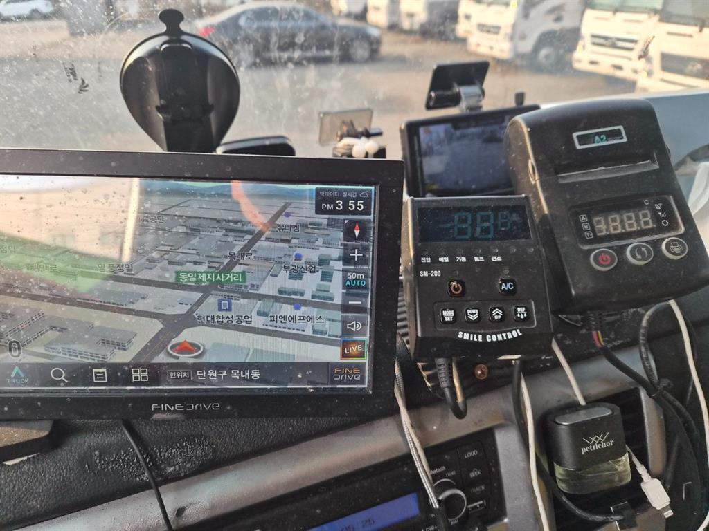 medium and large cargo truck - Vista 8