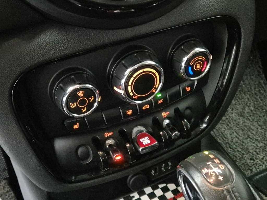 Mini Clubman 2018 Gris - Importación desde Corea - HF Imports Iquique - Foto 16