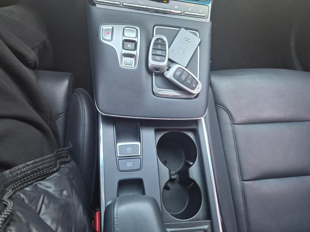 HYUNDAI Grandeur - Vista 8