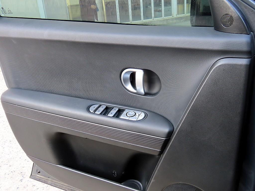 HYUNDAI Ioniq 5 - Vista 11