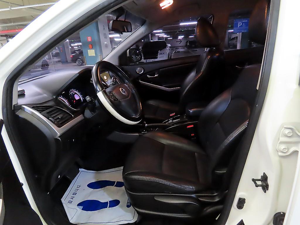 Ssangyong Korando - Vista 6