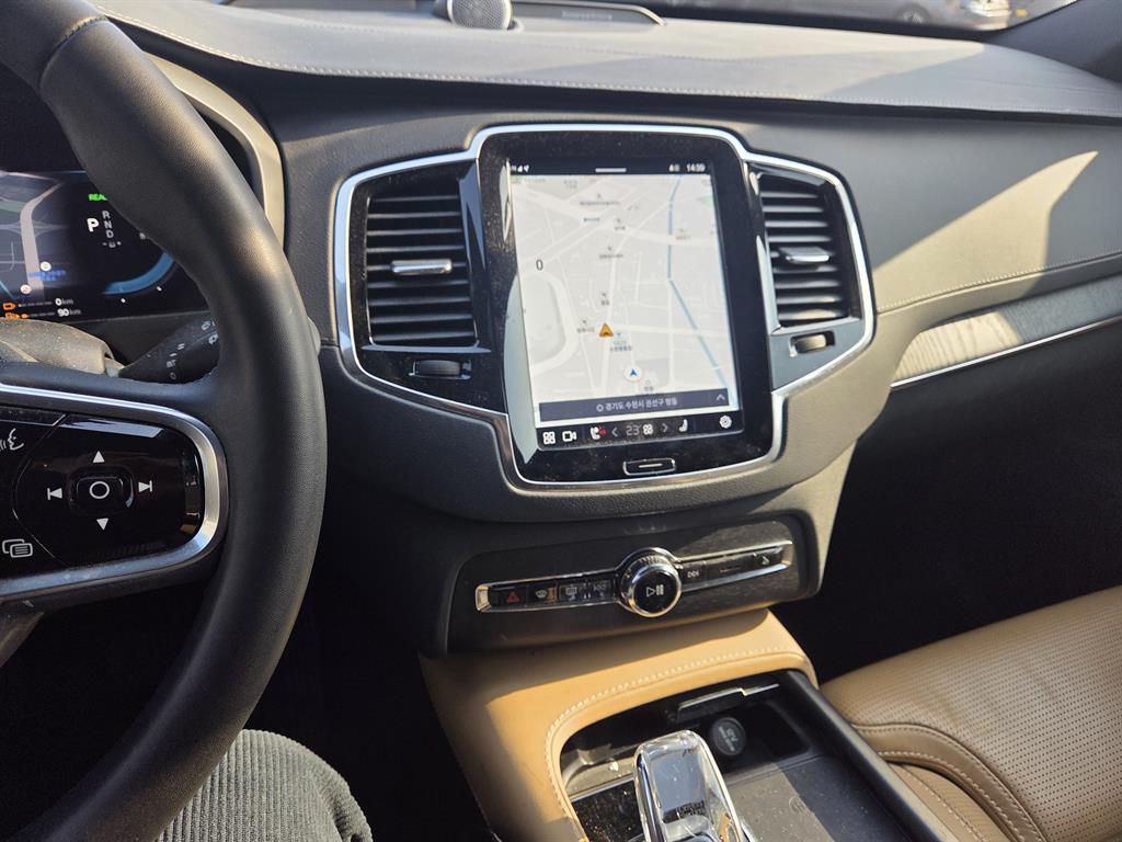 Volvo XC90 - Vista 5