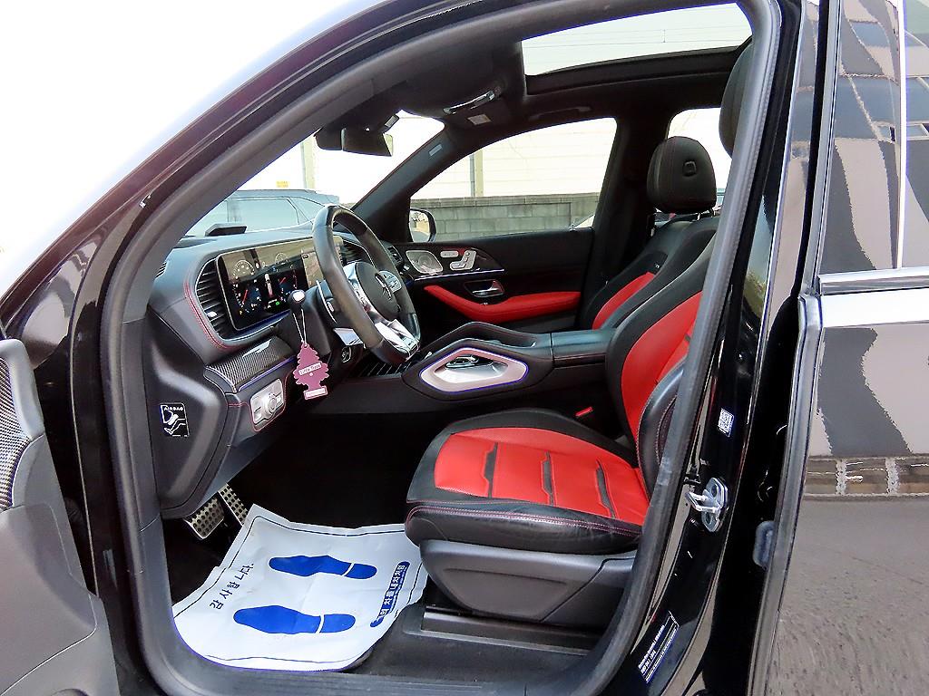 Mercedes Benz GLE Class - Vista 5