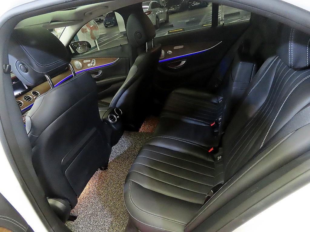 Mercedes Benz E class - Vista 7