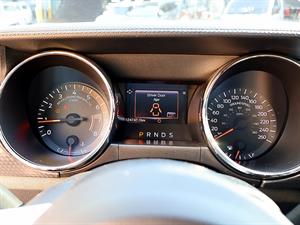 Ford Mustang - Vista 12