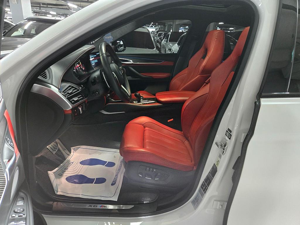 BMW X6M - Vista 5