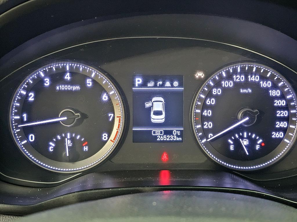 HYUNDAI Grandeur - Vista 7