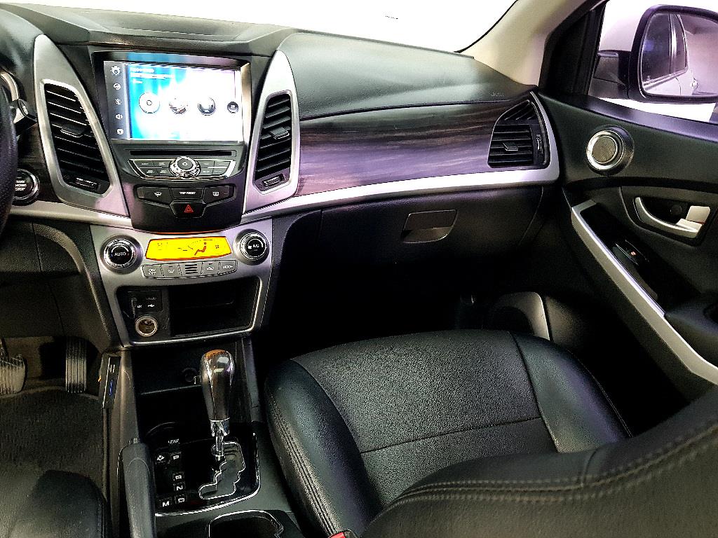 Ssangyong Korando - Vista 10