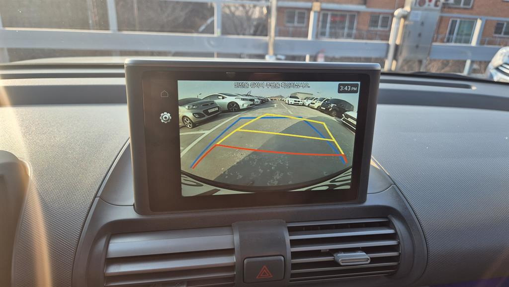 HYUNDAI Casper - Vista 9