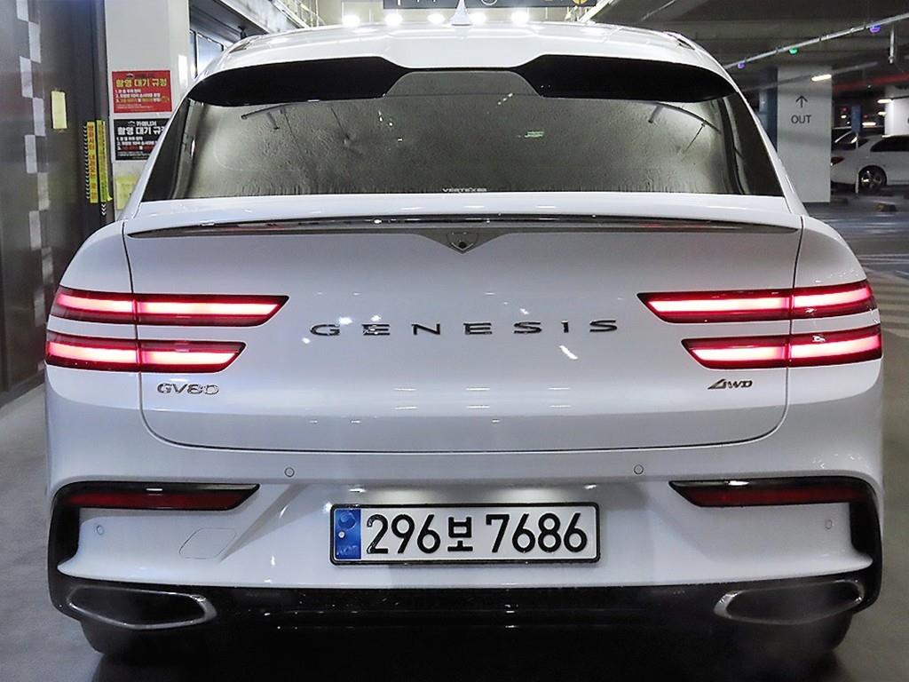 Genesis GV80 - Vista 5