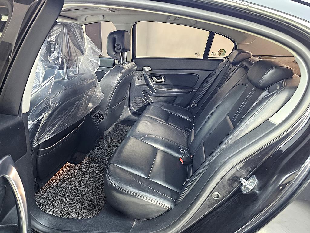 SAMSUNG SM5 - Vista 9