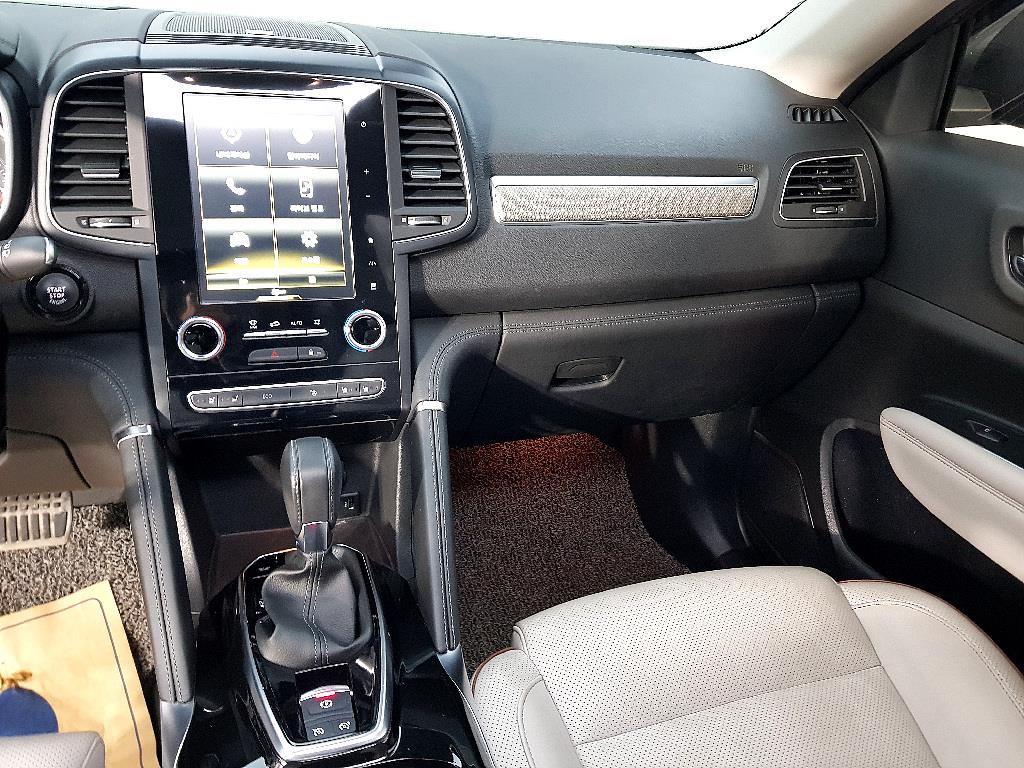 SAMSUNG QM6 - Vista 9