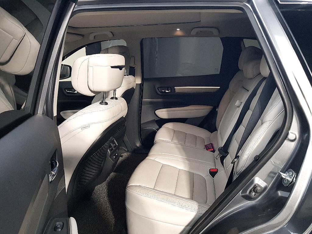 SAMSUNG QM6 - Vista 8