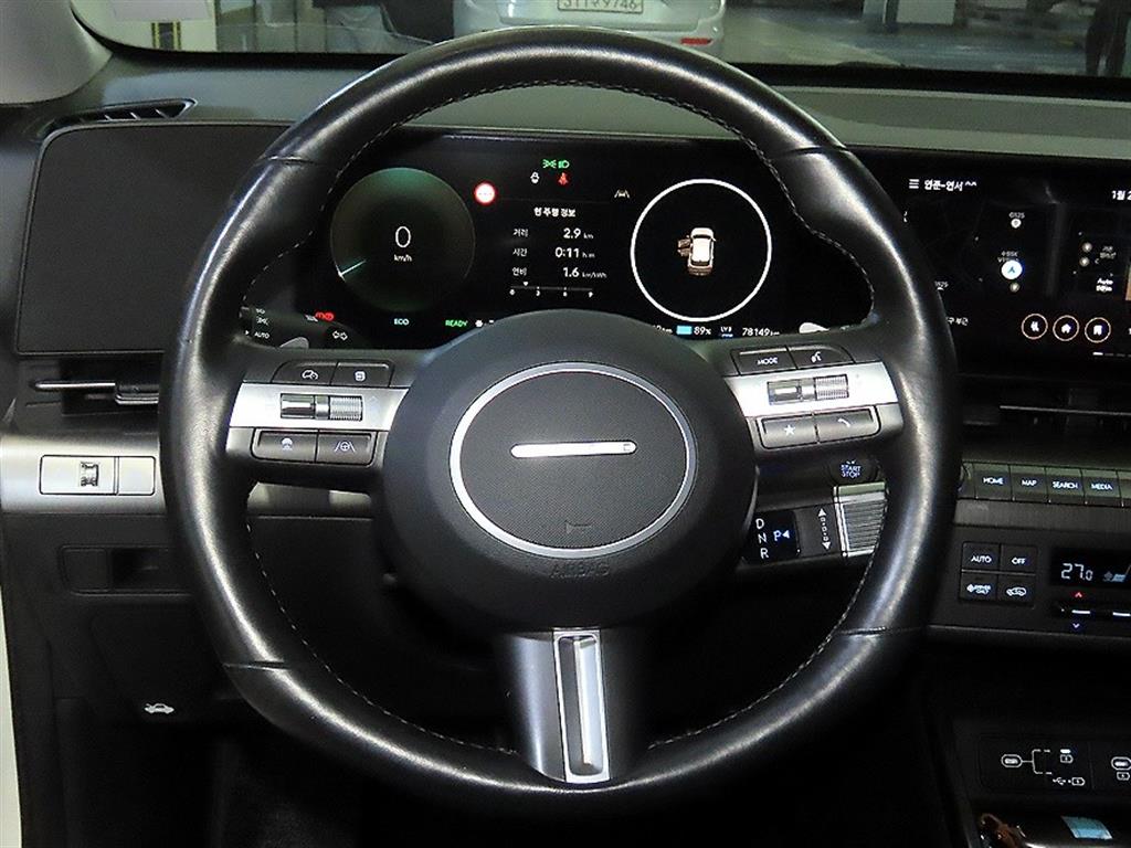 HYUNDAI Kona - Vista 8