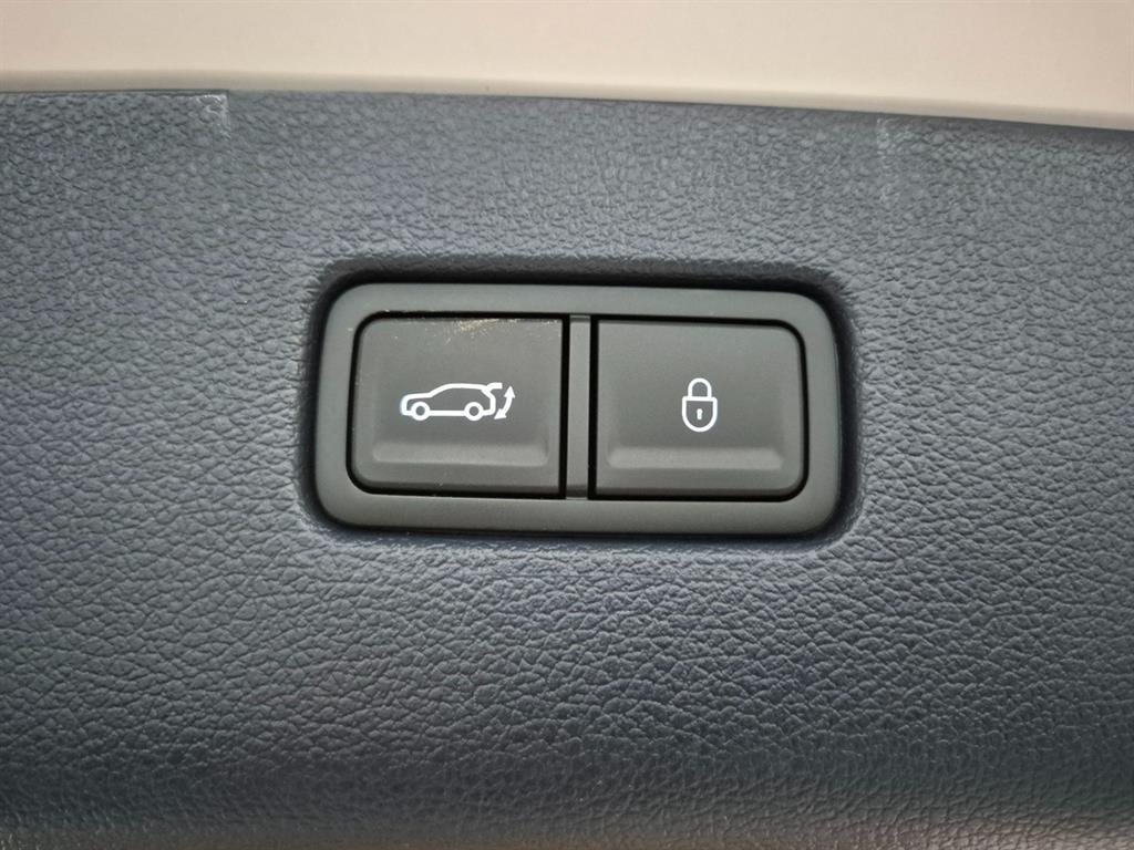 Genesis GV80 - Vista 9