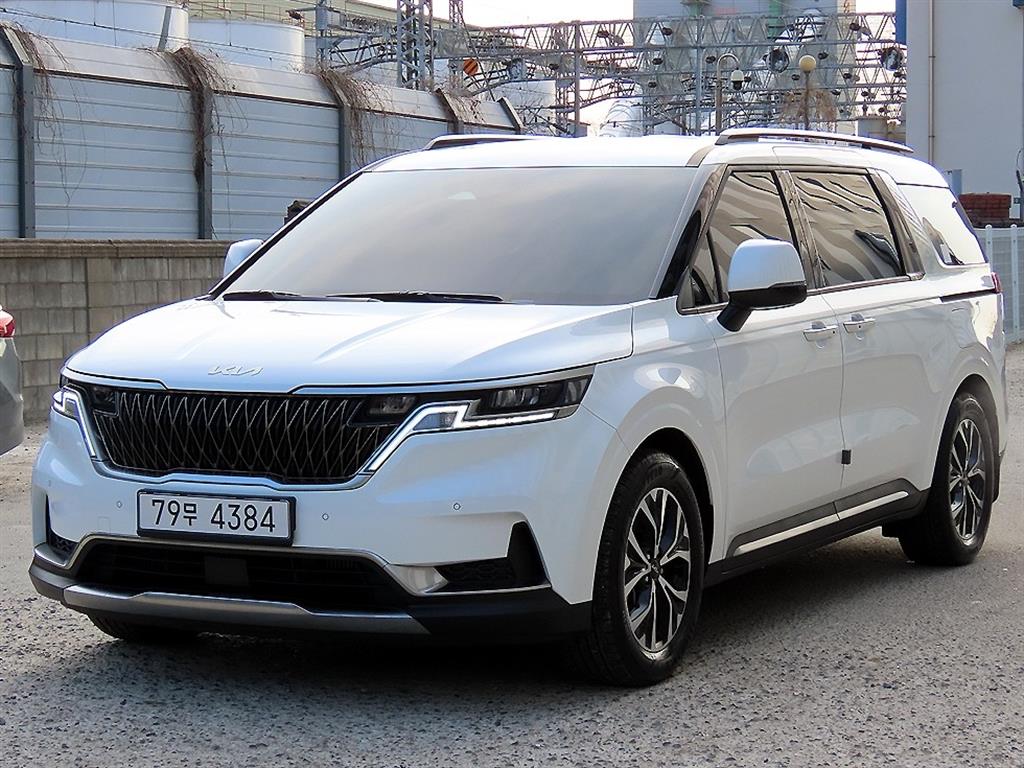 KIA Carnival - Vista 2