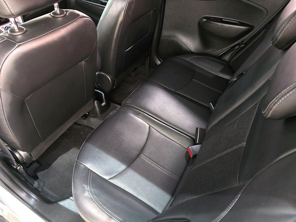 Chevrolet Spark 2017 Blanco - Importación desde Corea - HF Imports Iquique - Foto 13