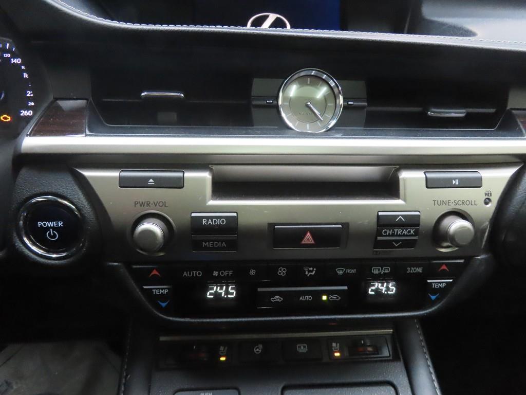 Lexus ES - Vista 12