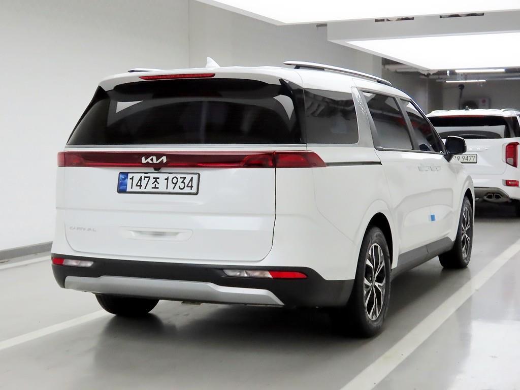 KIA Carnival - Vista 3