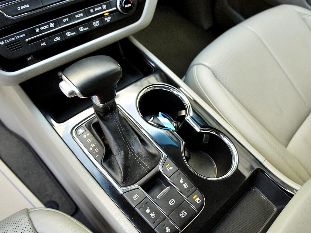 KIA Carnival 2019 Gris - Importación desde Corea - HF Imports Iquique - Foto 11